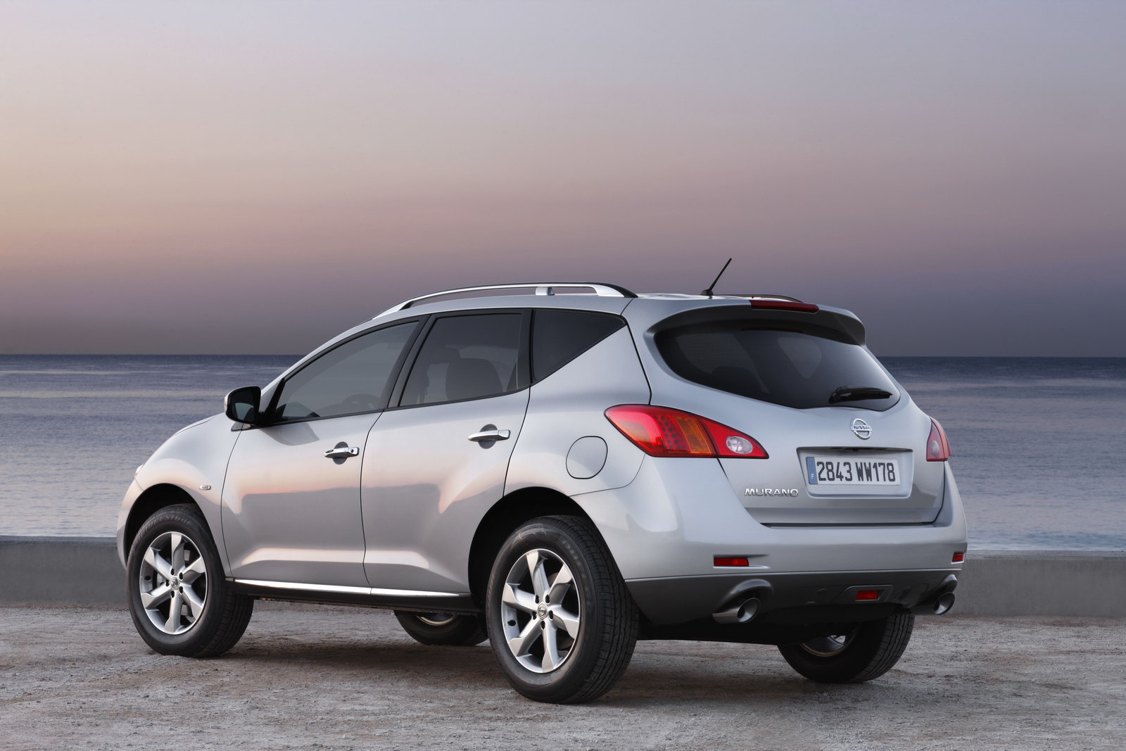Nissan 4