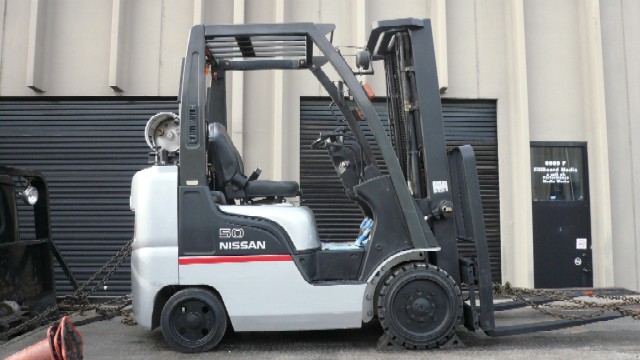 Nissan 50