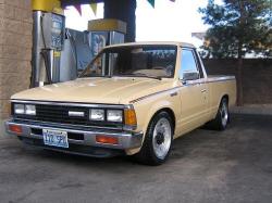 Nissan 720