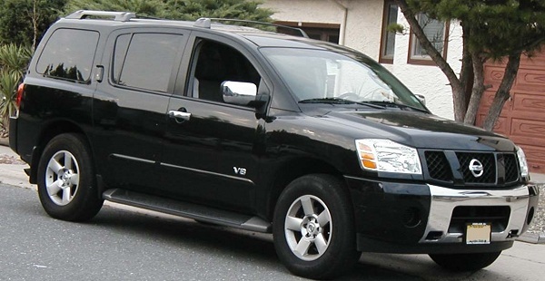 Nissan 8 Passenger