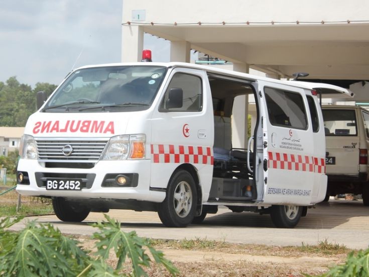 Nissan Ambulance