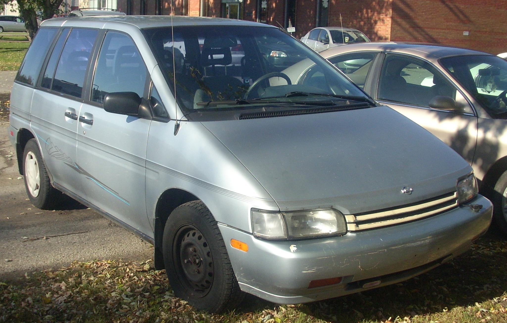 Nissan Axxess