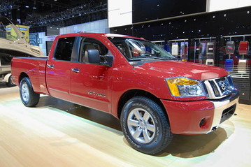 Nissan Big