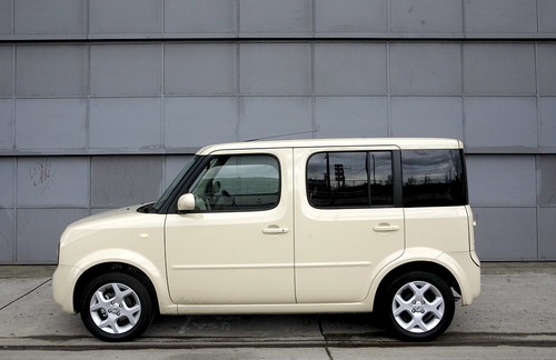 Nissan Box