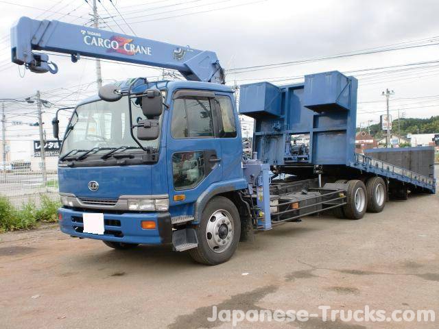 Nissan Carrier