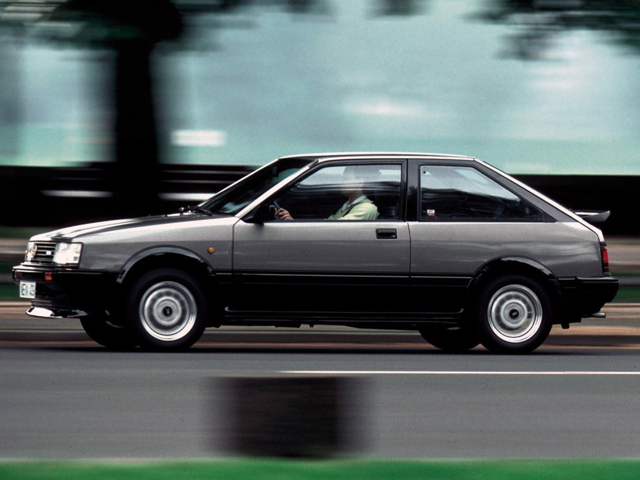 Nissan Cherry