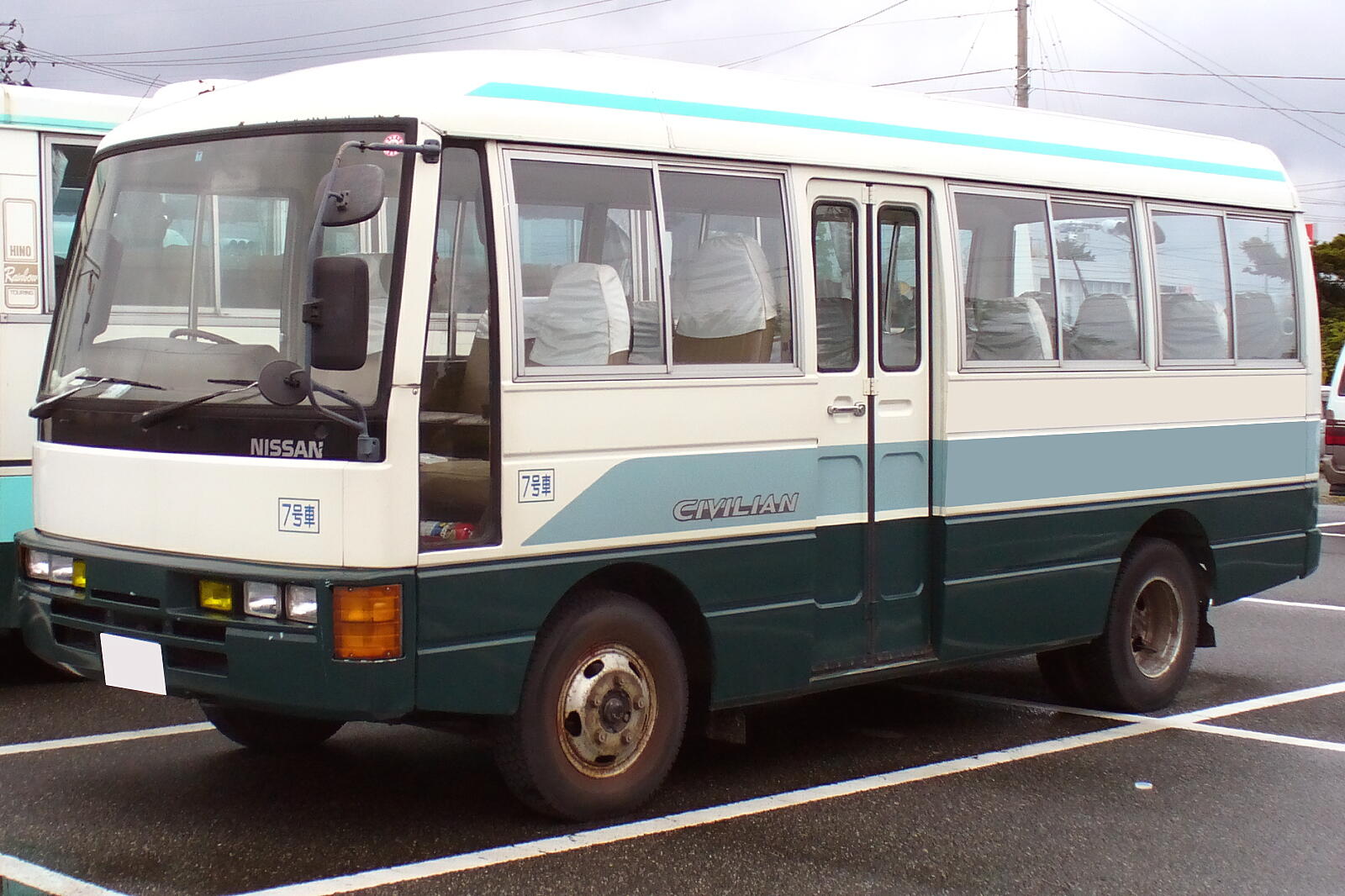 Nissan Civilian