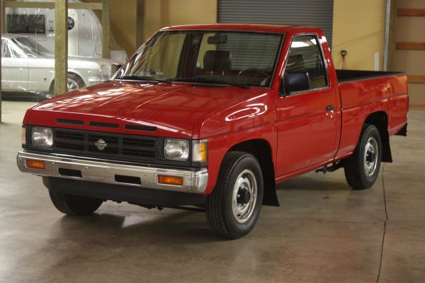 Nissan D21