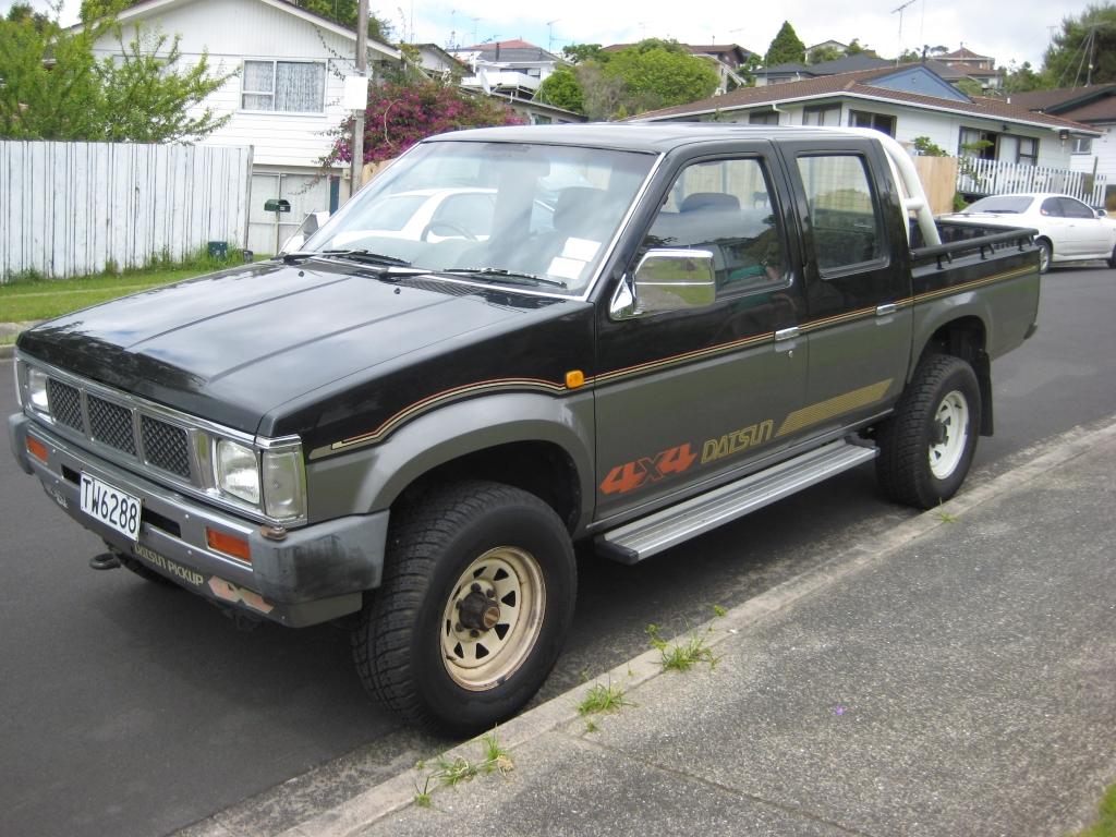 Nissan D21