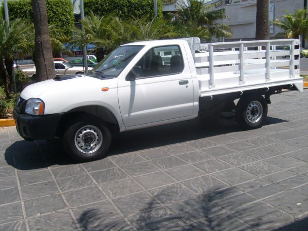 Nissan Estacas