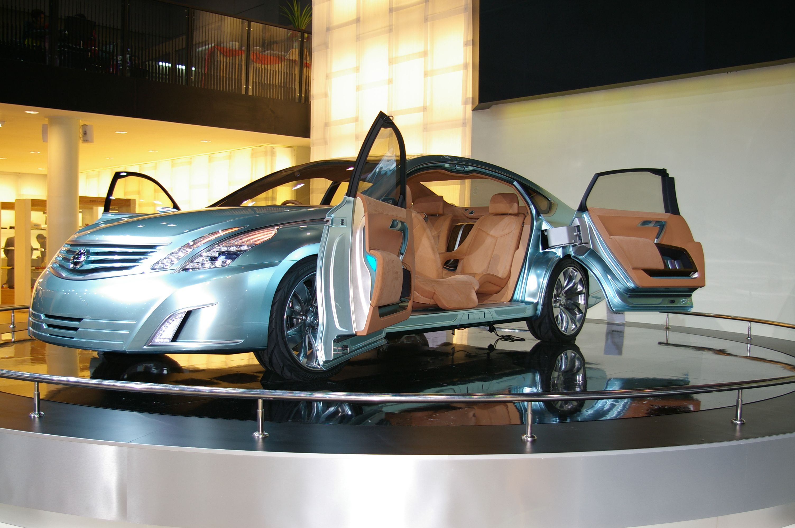 Nissan Intima