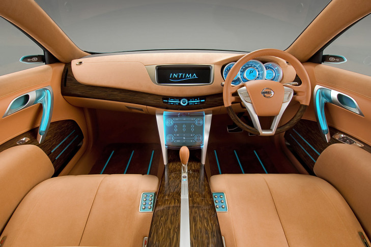 Nissan Intima