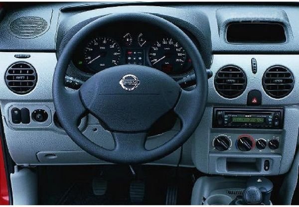Nissan Kubistar