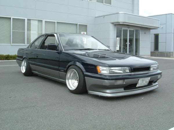 Nissan Leopard