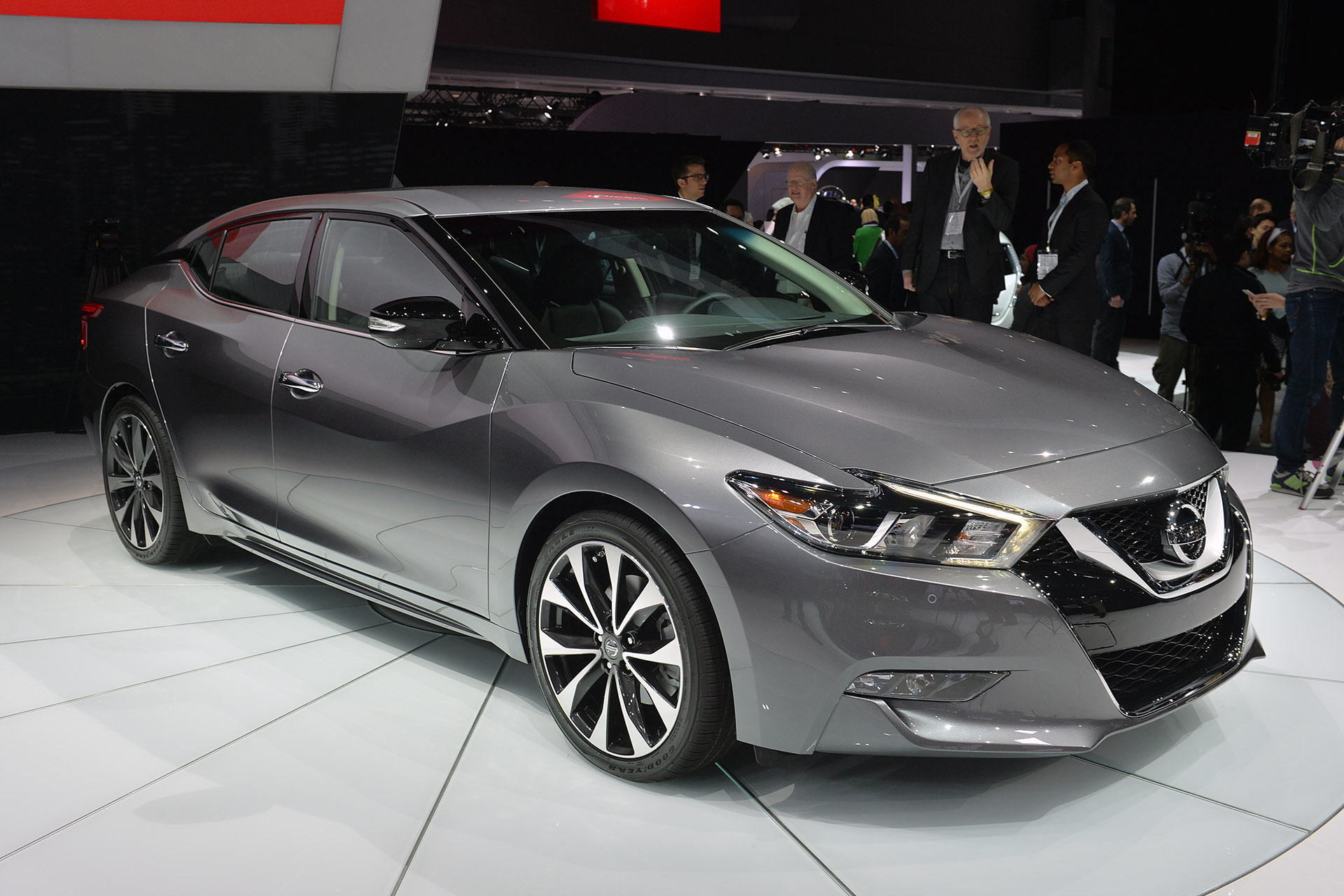 Nissan M