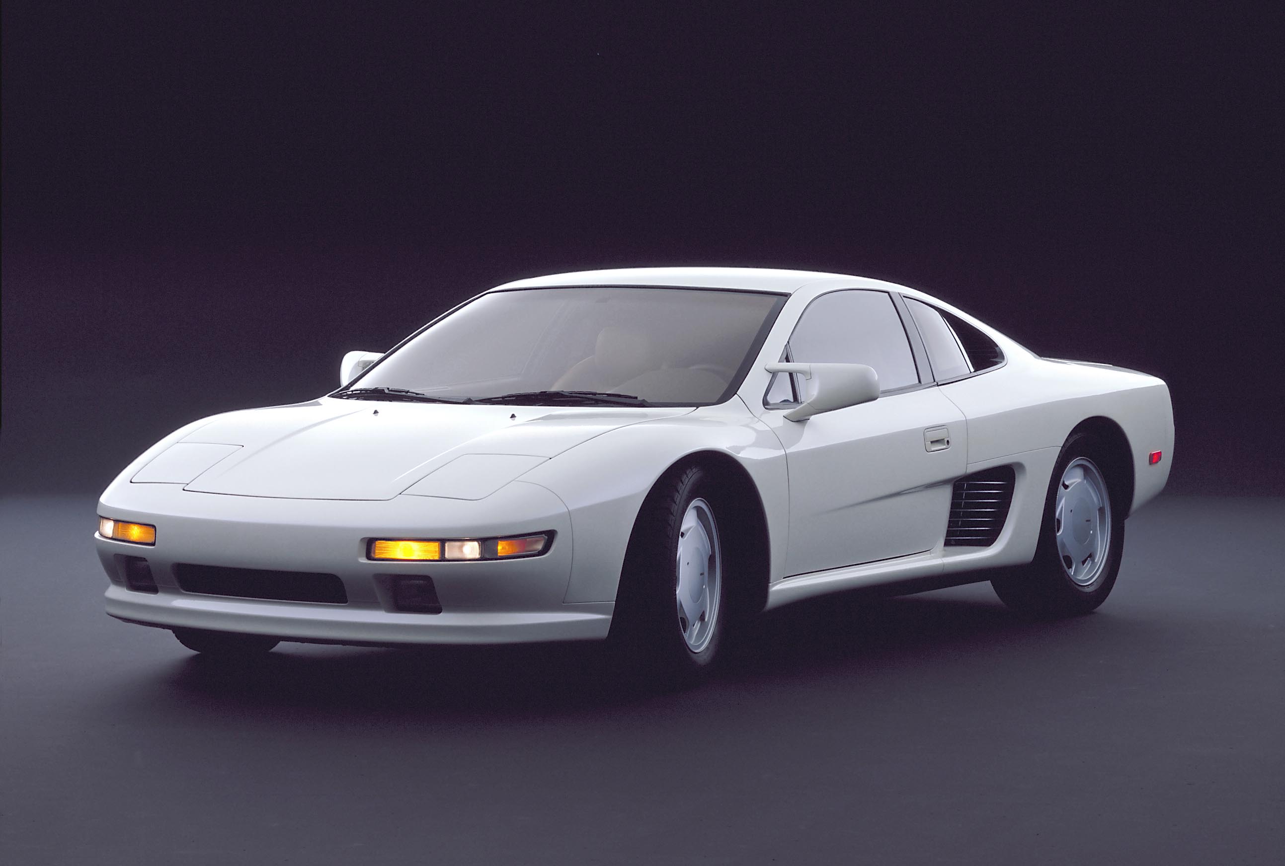 Nissan Mid4
