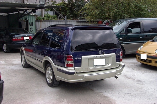 Nissan N-Rv