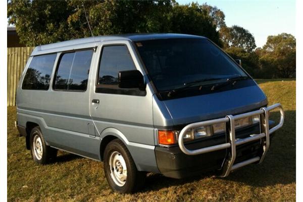 Nissan Nomad