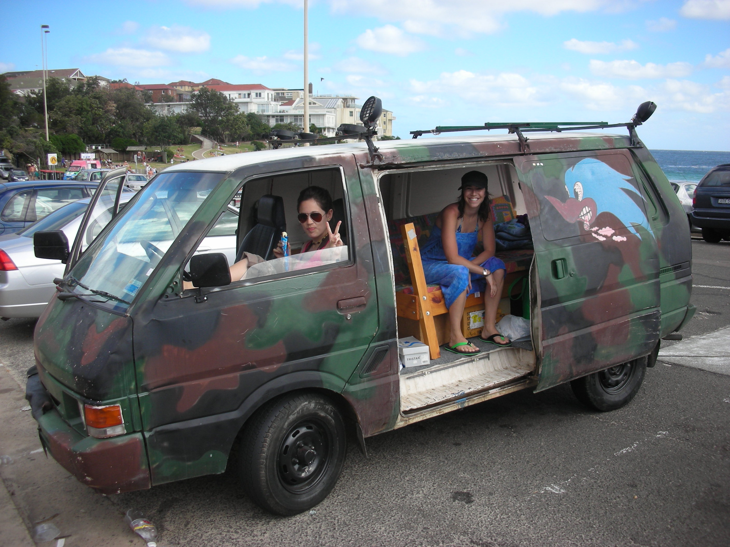 Nissan Nomad