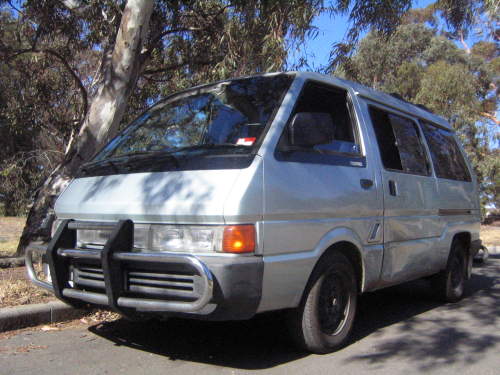 Nissan Nomad