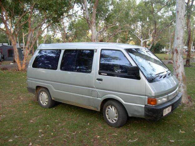 Nissan Nomad