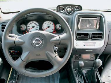 Nissan Paladin