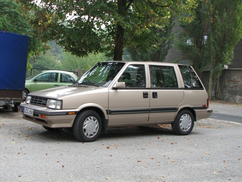 Nissan Prairie