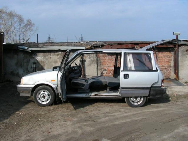 Nissan Prairie