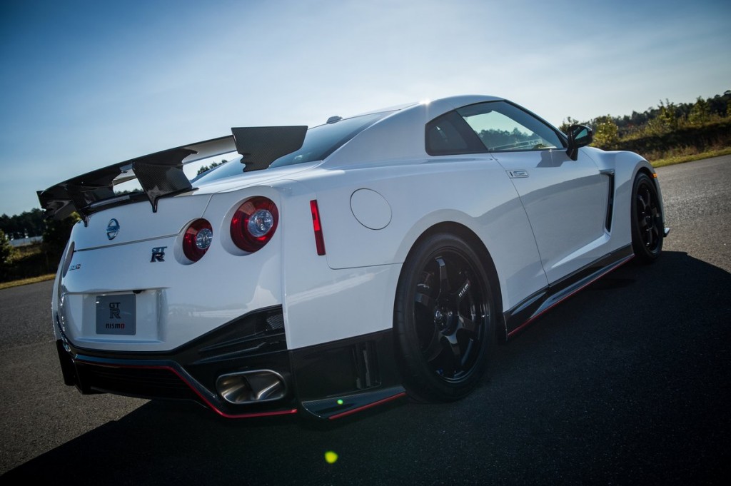 Nissan R