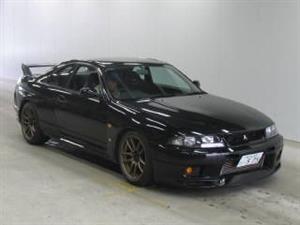 Nissan R33