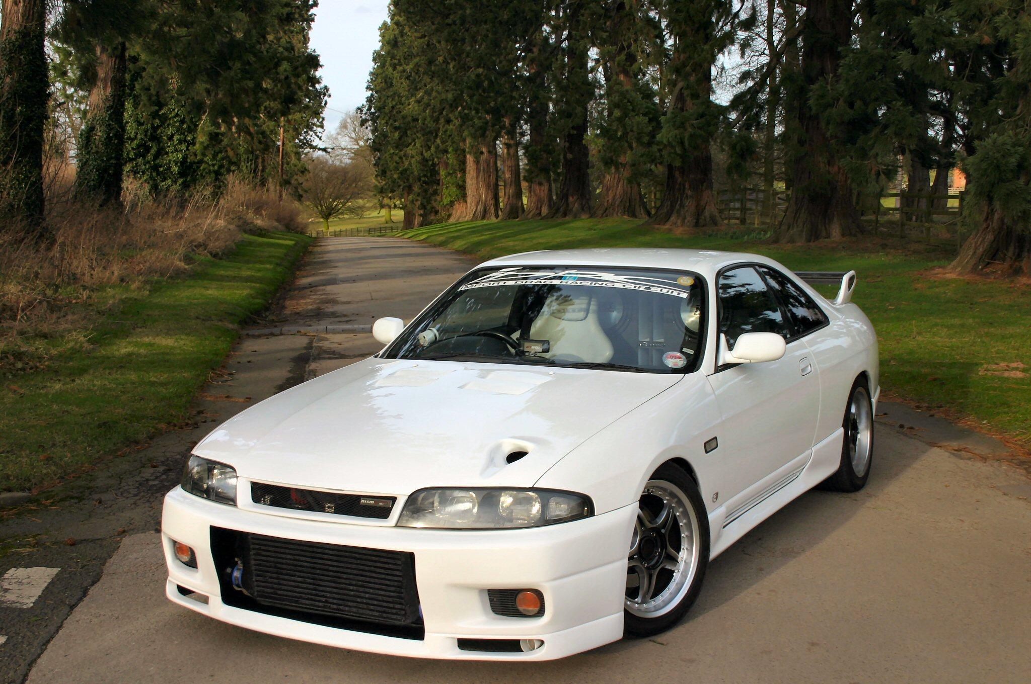 Nissan R33 Nissan R33