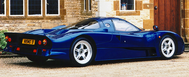 Nissan R390