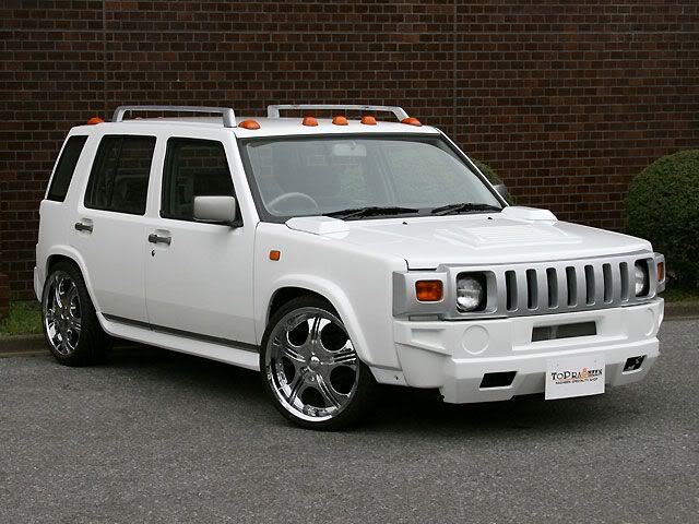 Nissan Rasheen