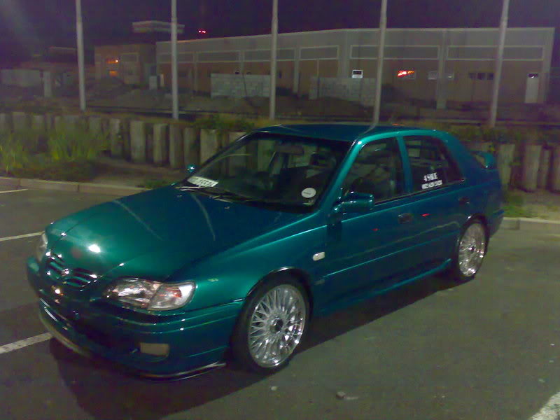 Nissan Sabre