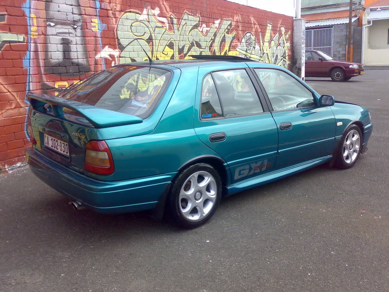 Nissan Sabre