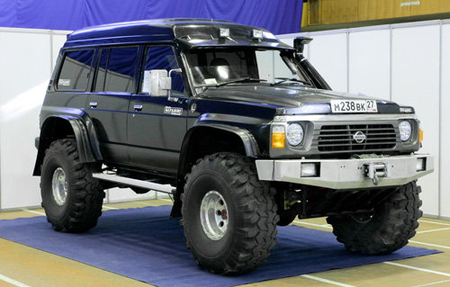 Nissan Safari