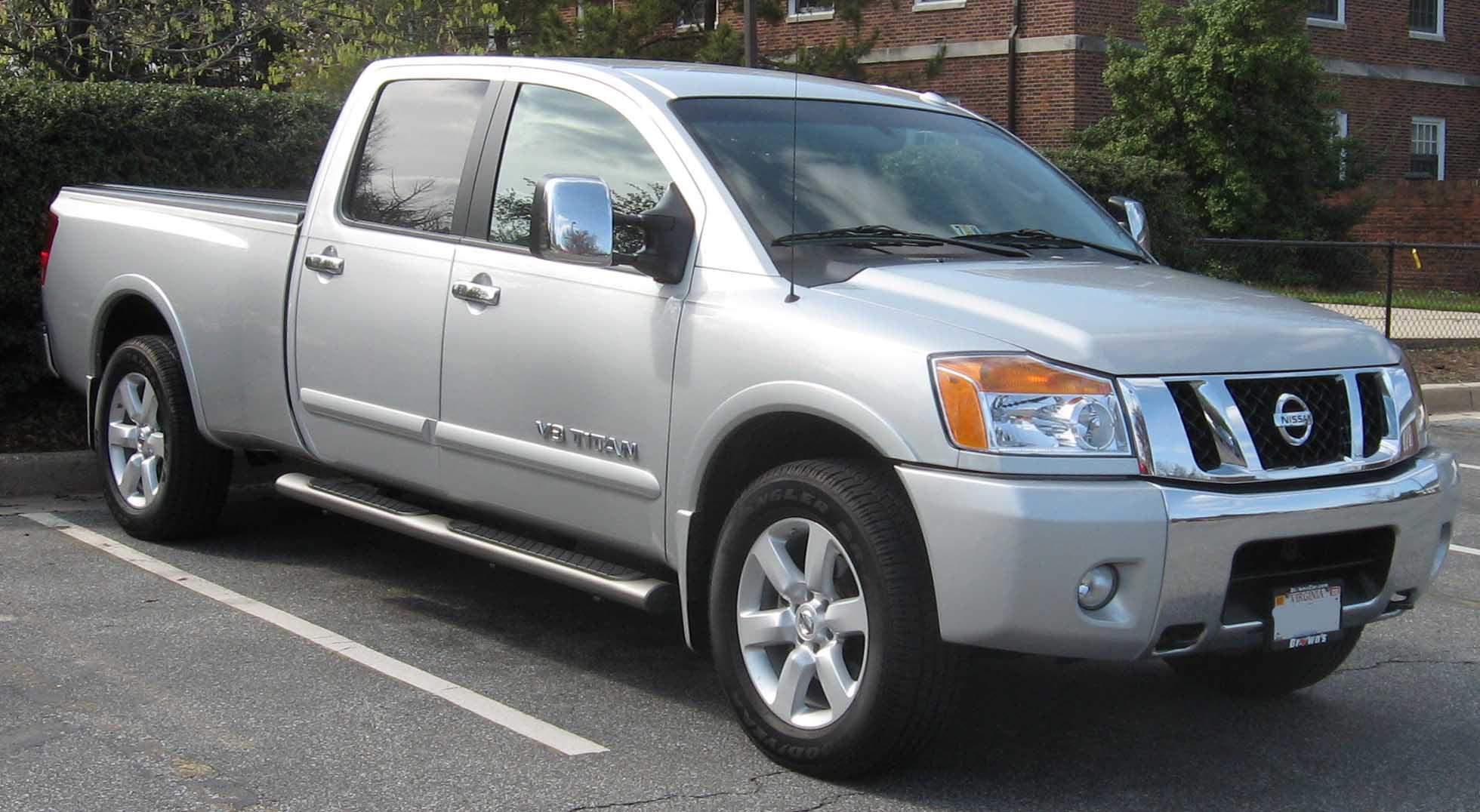 Nissan T