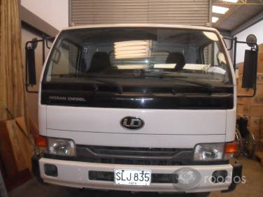 Nissan U41