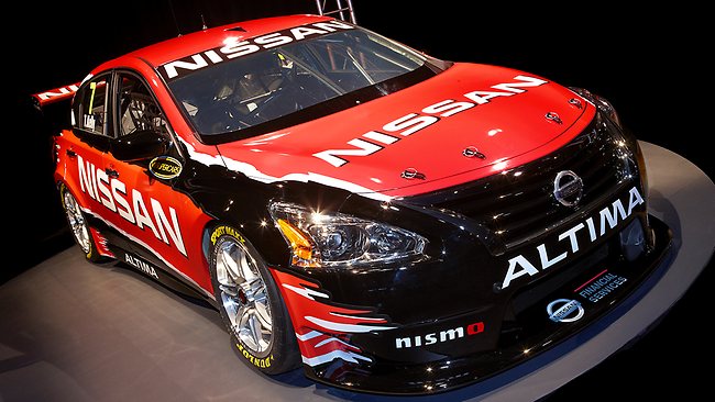 Nissan V8