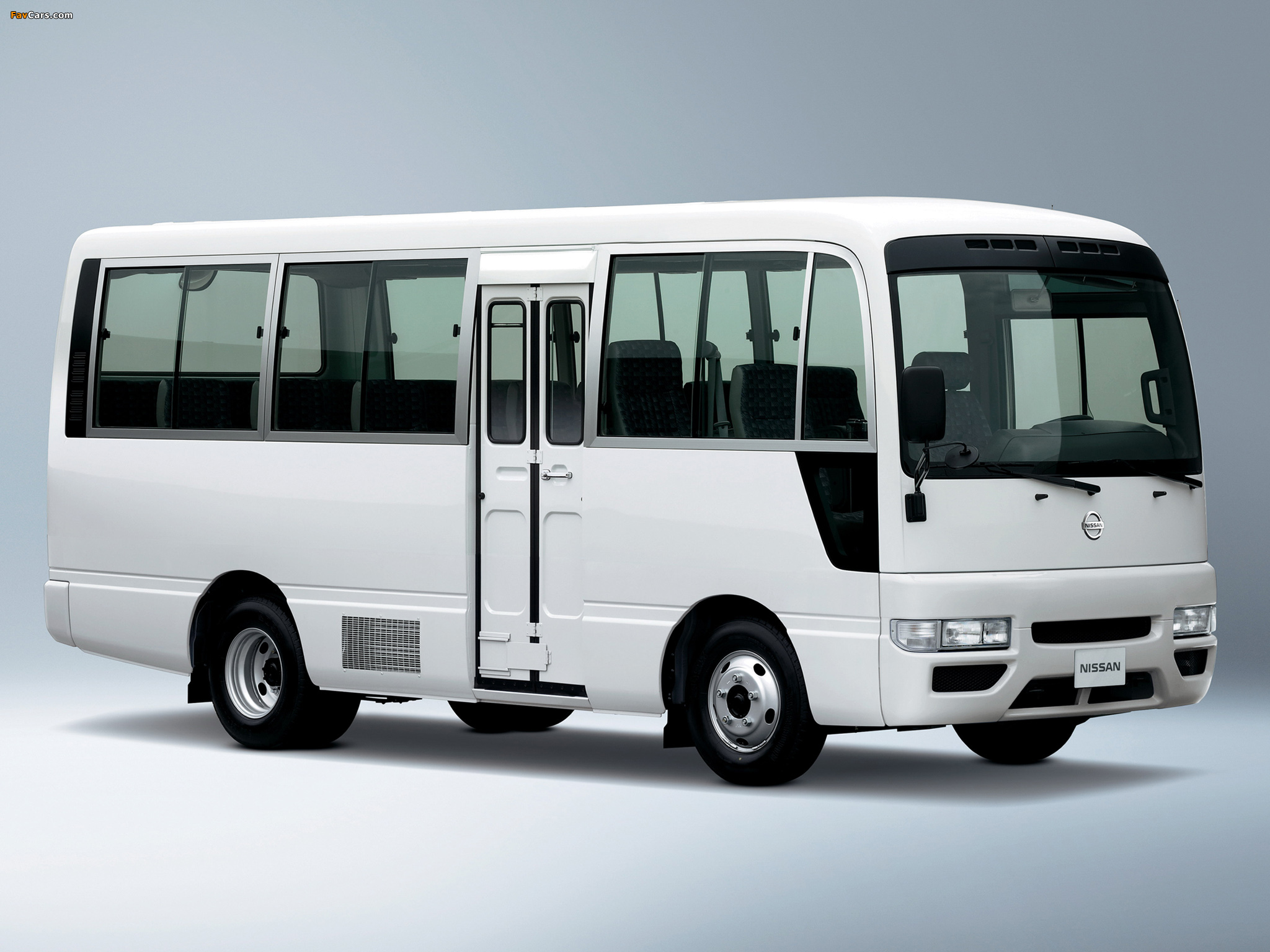 Nissan W41