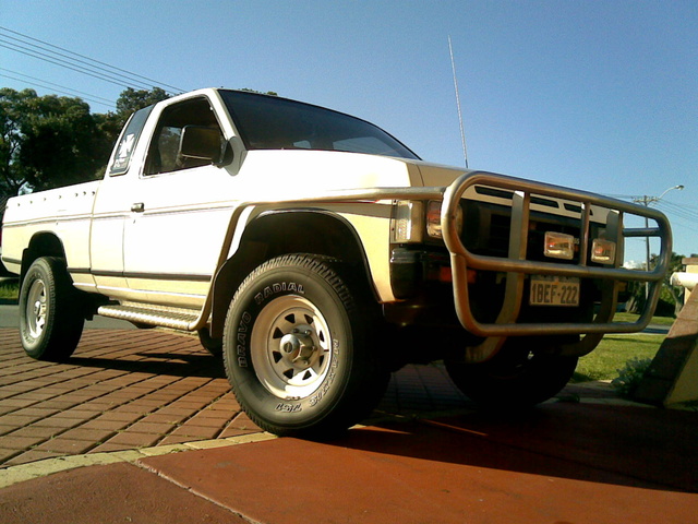 Nissan Navara 1988