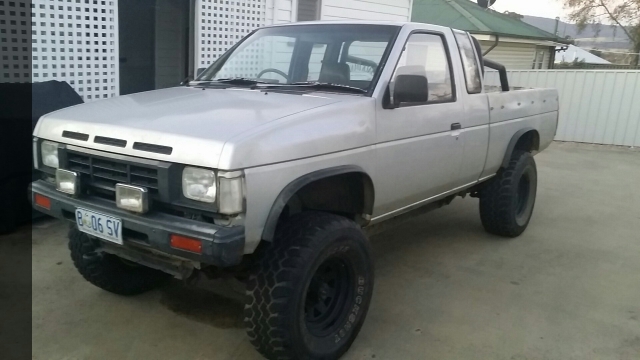 Nissan Navara 1988