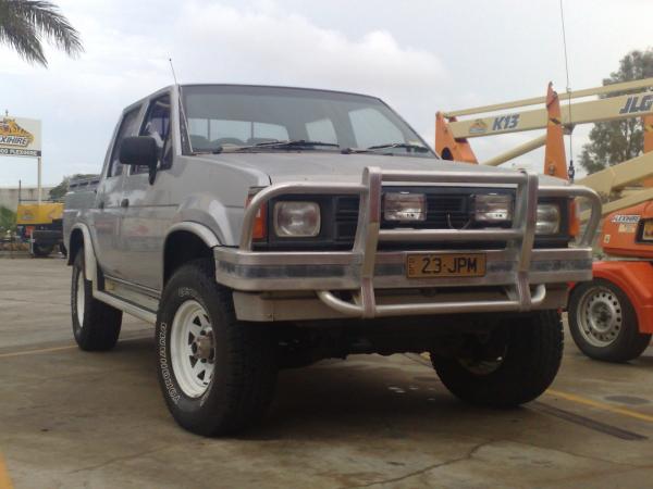 Nissan Navara 1989