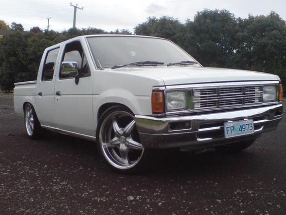 Nissan Navara 1989