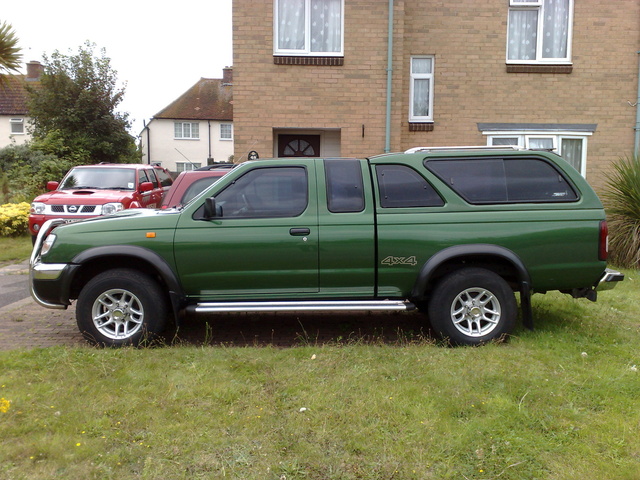 Nissan Navara 1999