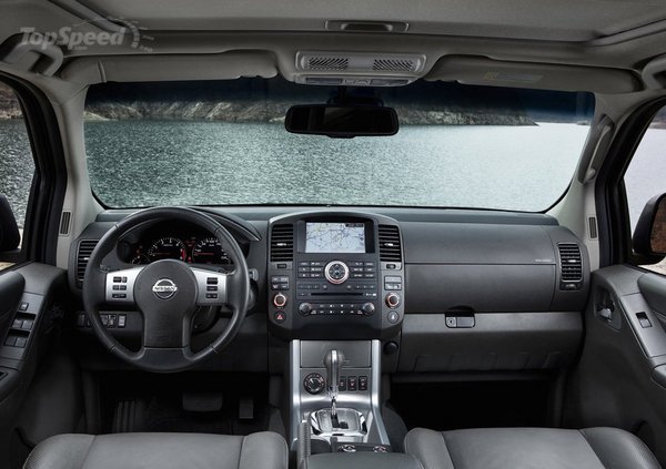 Nissan Navara 2010