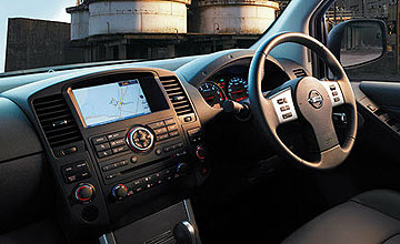 Nissan Navara 550