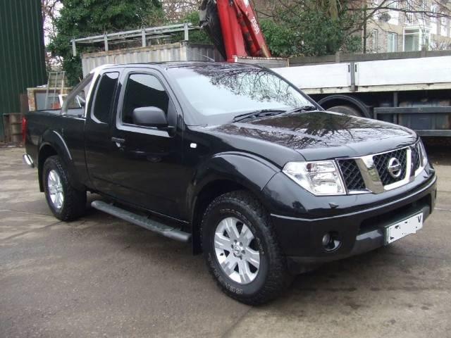 Nissan Navara Black Nissan Navara Black