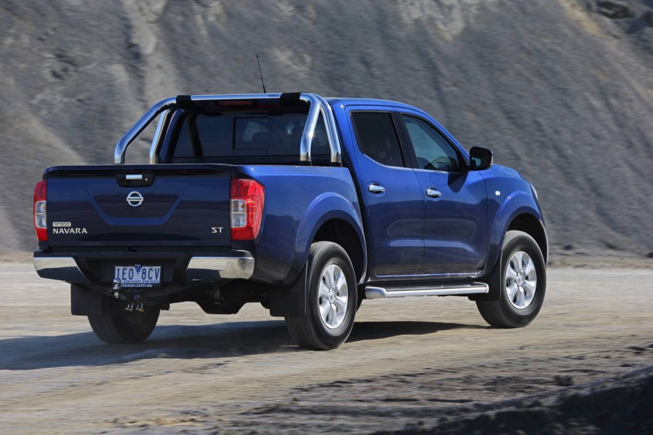 Nissan Navara Blue