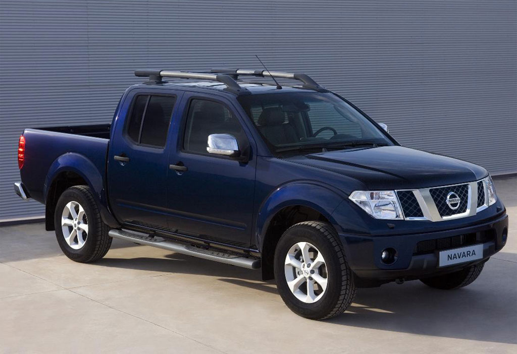 Nissan Navara Blue
